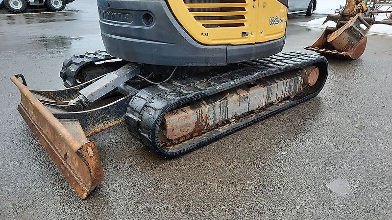 Yanmar Vio80-1A